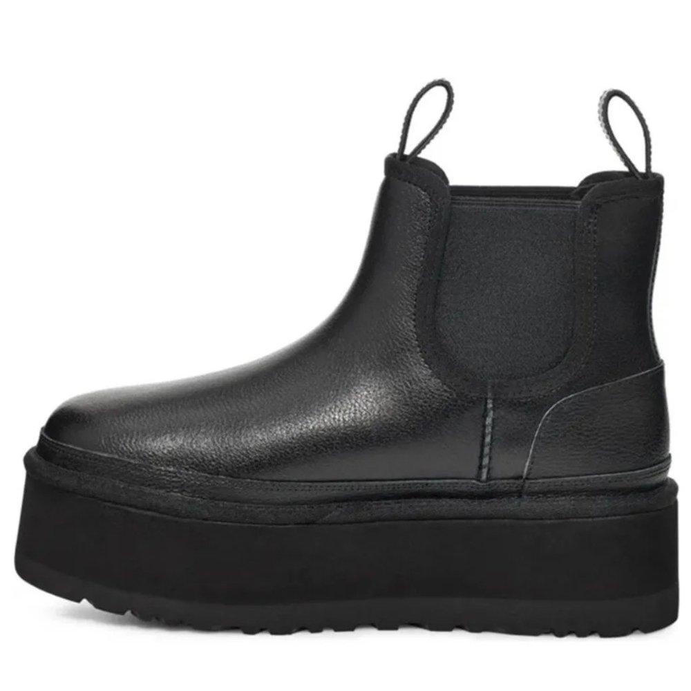UGG neumel platform ankle boot in black